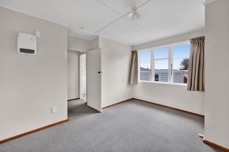Photo of property in 14 Essex Street, Stratford, 4332