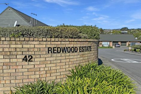 Photo of property in Redwood Village, 31/42 Main Road, Tawa, Wellington, 5028