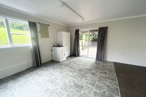Photo of property in 1/48 Hogans Road, Glenfield, Auckland, 0629