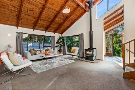 Photo of property in 21a Western Road, Laingholm, Auckland, 0604