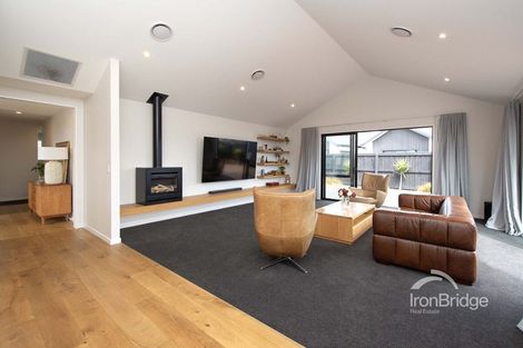 Photo of property in 32 Frank Ernest Crescent, Prebbleton, 7604