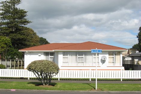 Photo of property in 38 Mclean Street, Strandon, New Plymouth, 4312