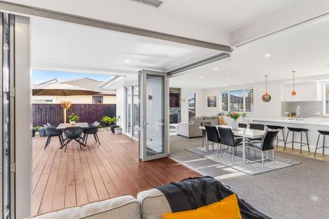 Photo of property in 16 Carpenter Drive, Prebbleton, 7604