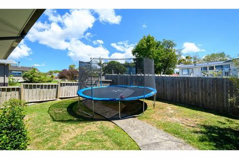 Photo of property in 26 Solar Road, Glen Eden, Auckland, 0602
