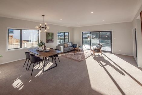 Photo of property in 16 Rochdale Drive, Churton Park, Wellington, 6037