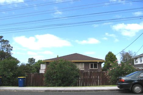 Photo of property in 2/29 Verbena Road, Birkdale, Auckland, 0626