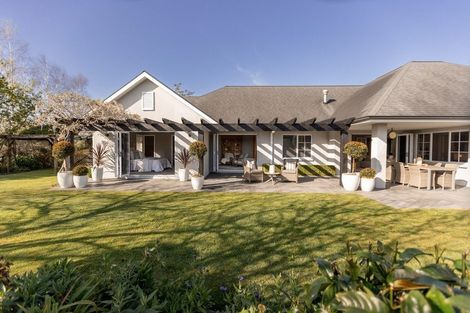 Photo of property in 8r Georgia Grove, Pyes Pa, Tauranga, 3112