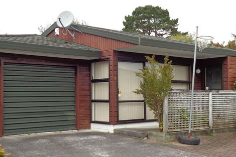 Photo of property in 3/16 Evans Road, Glen Eden, Auckland, 0602