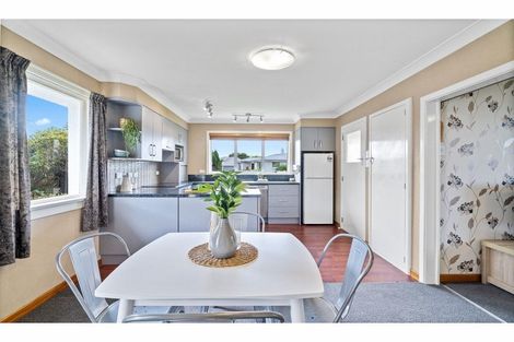 Photo of property in 12 Carron Street, Waverley, Invercargill, 9810