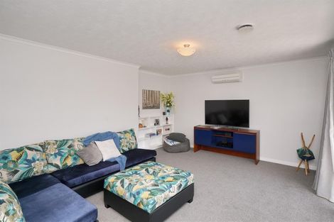 Photo of property in 15 Riwai Street, Templeton, Christchurch, 8042