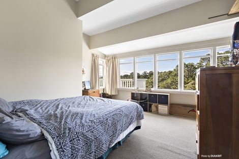 Photo of property in 67 Garden Road, Northland, Wellington, 6012