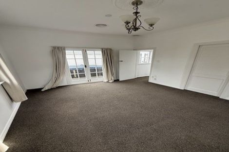 Photo of property in 22 Riddlers Crescent, Petone, Lower Hutt, 5012