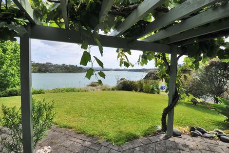 Photo of property in 1216 Sandspit Road, Sandspit, Warkworth, 0982