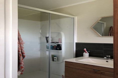 Photo of property in 17 Hokio Sand Road, Hokio Beach, Levin, 5571