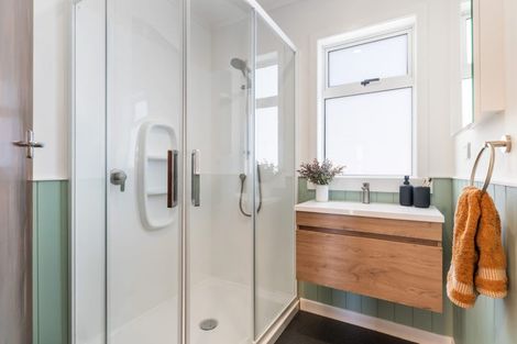 Photo of property in 1/10 Raines Avenue, Forrest Hill, Auckland, 0620