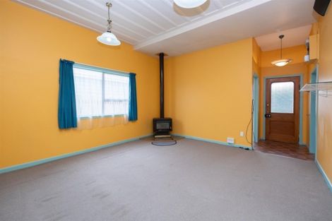 Photo of property in 3 Orlando Street, Stratford, 4332