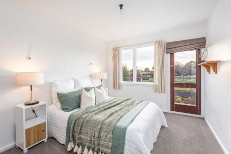 Photo of property in 320b Avonhead Road, Avonhead, Christchurch, 8042