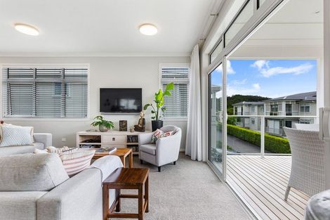 Photo of property in 52 Landmark Terrace, Orewa, 0931