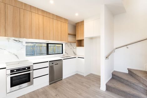 Photo of property in 87 Palmers Road, Clendon Park, Auckland, 2103