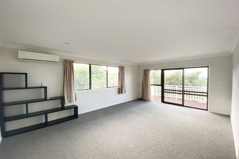 Photo of property in 138 Weatherly Road, Torbay, Auckland, 0630
