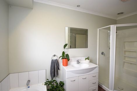 Photo of property in 10 Rexwood Estate, Carterton, 5713
