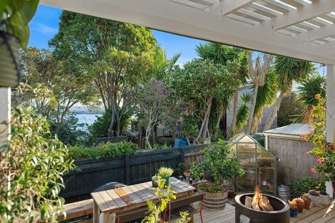 Photo of property in 1/146 Rangatira Road, Beach Haven, Auckland, 0626