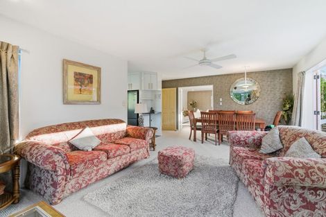 Photo of property in 17 Greystoke Lane, Avonhead, Christchurch, 8042