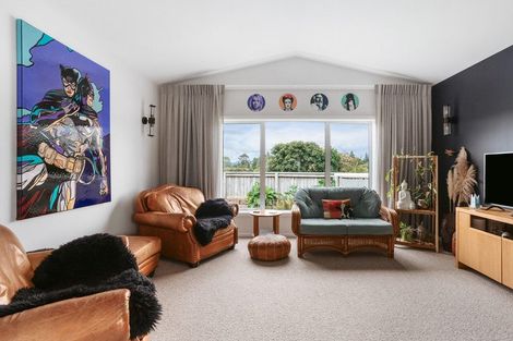 Photo of property in 2 Karanema Place, Coastlands, Whakatane, 3120