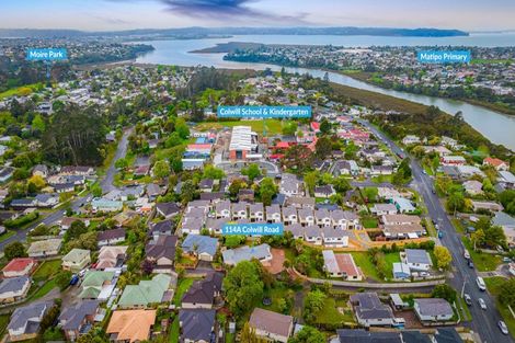 Photo of property in 114a Colwill Road, Massey, Auckland, 0614