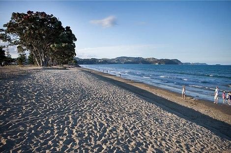 Photo of property in 30 Boocock Crescent, Orewa, 0931
