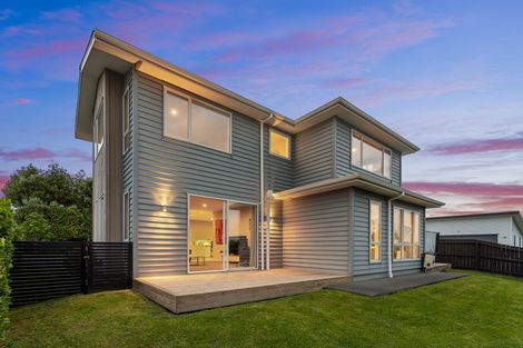 Photo of property in 2 Boocock Crescent, Orewa, 0931