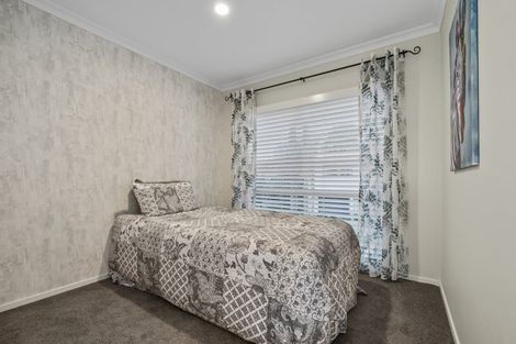 Photo of property in 20 Bayvista Close, Welcome Bay, Tauranga, 3112