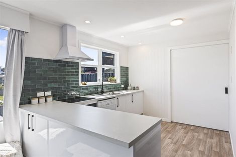 Photo of property in 186 Manly Street, Paraparaumu Beach, Paraparaumu, 5032