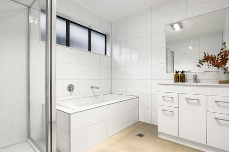 Photo of property in 3 Irving Place, Hobsonville, Auckland, 0616