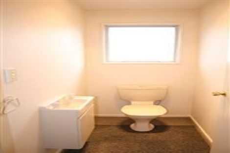 Photo of property in 4a Roche Avenue, Upper Riccarton, Christchurch, 8041
