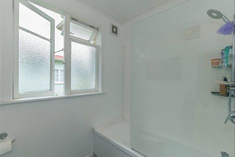 Photo of property in 9 Hannan Street, Levin, 5510