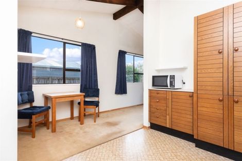 Photo of property in 92c/2 Englefield Road, Northwood, Christchurch, 8051