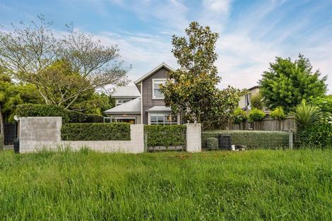 Photo of property in 51 Croziers Road, St Albans, Christchurch, 8052