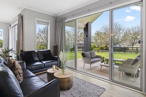 Photo of property in 1539 Waiuku Road, Waiuku, 2681