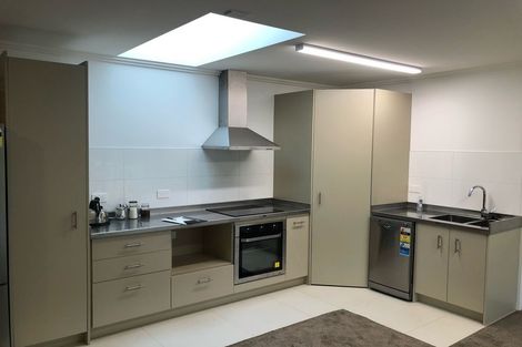 Photo of property in 14a Gracechurch Drive, Flat Bush, Auckland, 2016