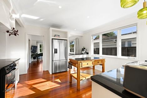 Photo of property in 168 Victoria Street, Cambridge, 3434