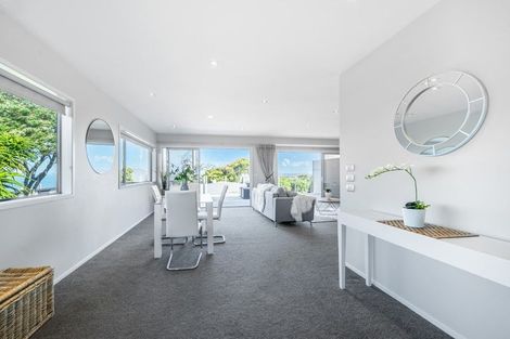 Photo of property in 2/91 Aberdeen Road, Castor Bay, Auckland, 0620