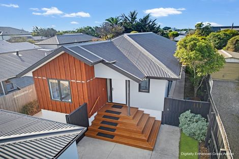 Photo of property in 357 Estuary Road, South New Brighton, Christchurch, 8062