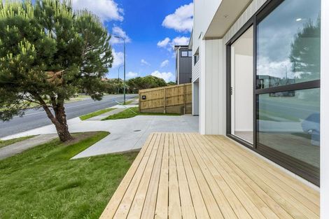 Photo of property in 35 Pinecrest Drive, Gulf Harbour, Whangaparaoa, 0930