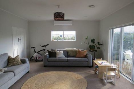 Photo of property in 31 Rimu Street, Strandon, New Plymouth, 4312