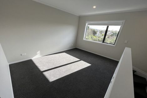 Photo of property in 2/125b Metcalfe Road, Ranui, Auckland, 0612