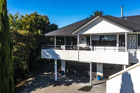Photo of property in 37 Hetley Crescent, Taradale, Napier, 4112