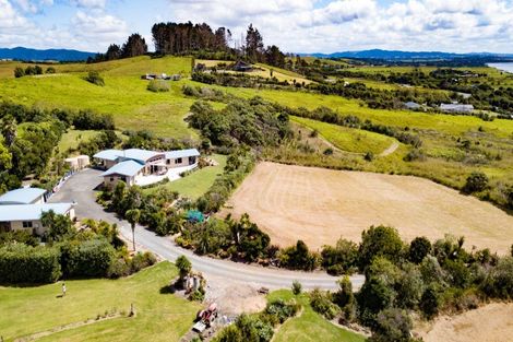 Photo of property in 6 Cullen Road, Waipu, 0582