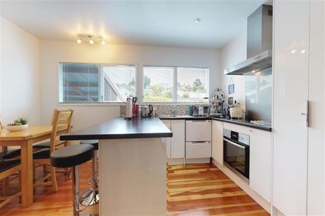 Photo of property in 17a Caesars Place, Churton Park, Wellington, 6037