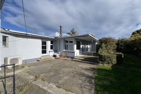 Photo of property in 2 Robert Street, Otatara, Invercargill, 9879